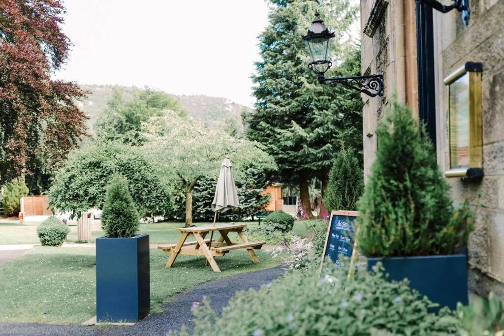 Wallace Apartment - A Unique Apartment In Countryside Park With Wifi And Access To Bar And Pool Perth Esterno foto
