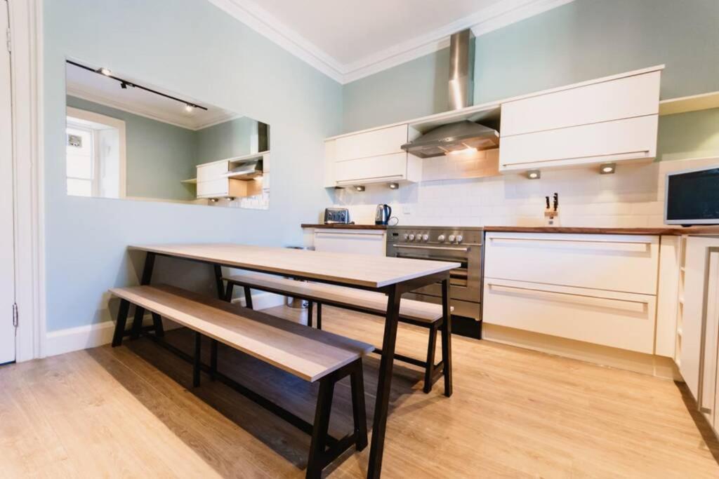 Wallace Apartment - A Unique Apartment In Countryside Park With Wifi And Access To Bar And Pool Perth Esterno foto