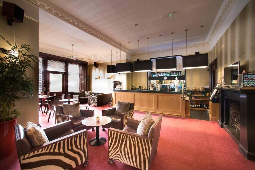 Wallace Apartment - A Unique Apartment In Countryside Park With Wifi And Access To Bar And Pool Perth Esterno foto